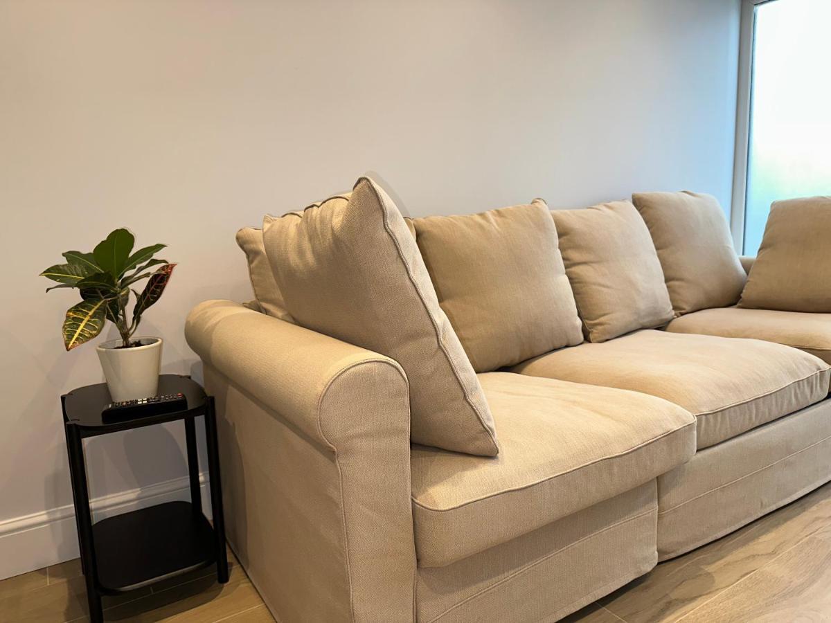 Little Vine - Beautiful Ground Floor Flat In South London Διαμέρισμα Σάτον Εξωτερικό φωτογραφία